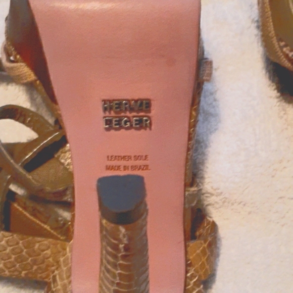 Shoe - Picture 5 of 6